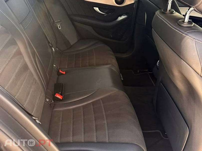 Mercedes-Benz C 300 de AMG Line