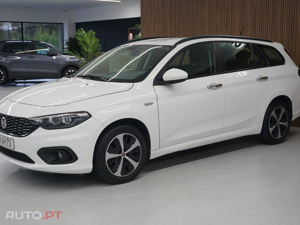 Fiat Tipo 1.6 M-Jet Lounge J17