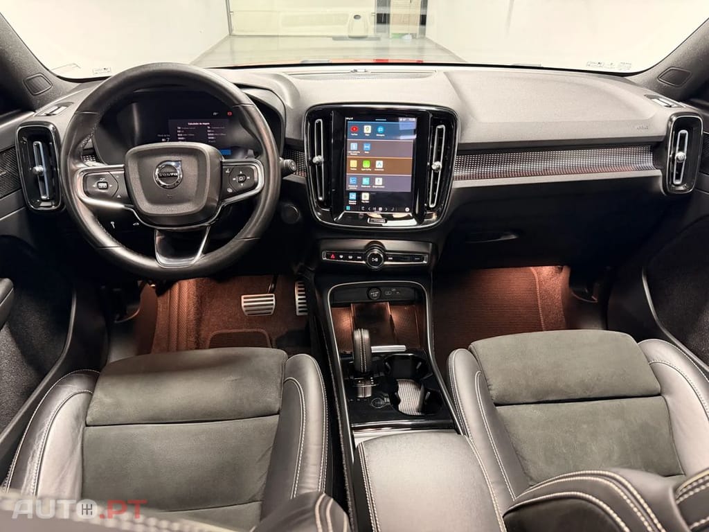 Volvo XC40 P8 AWD Recharge RDesign