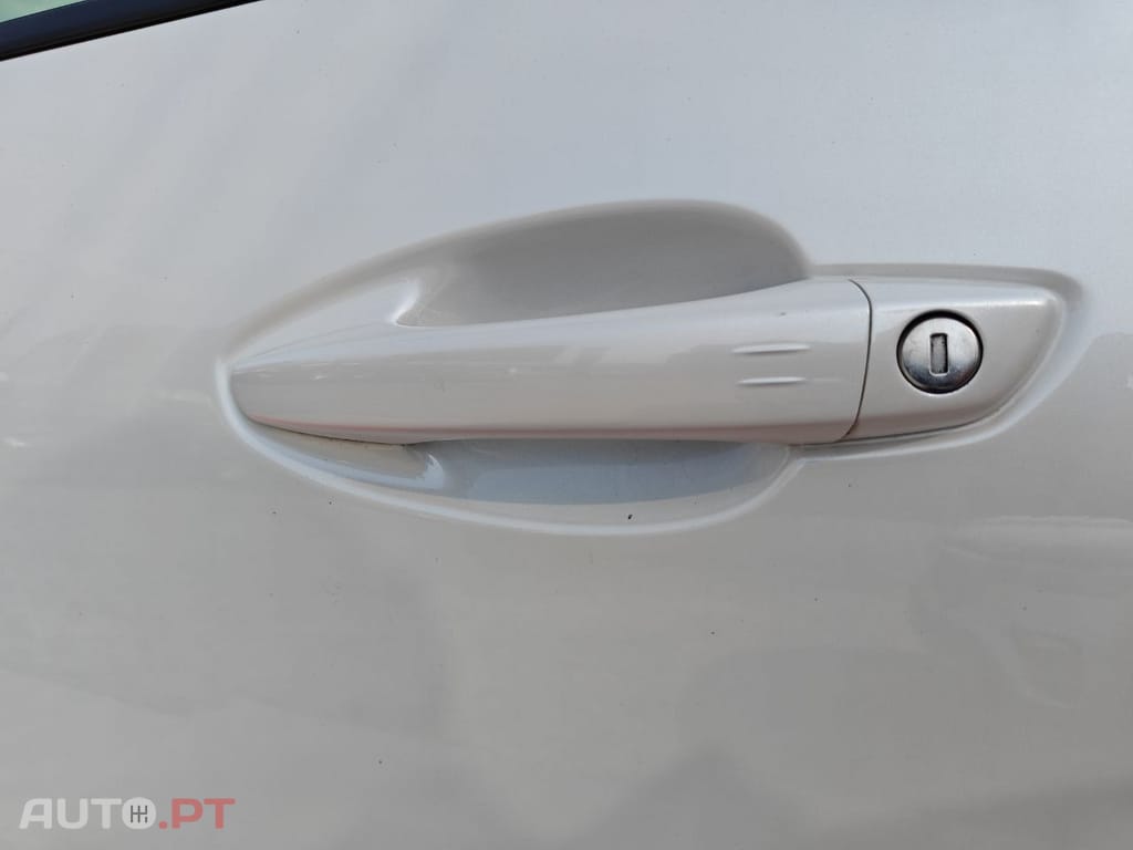 Peugeot 3008 1.5 BlueHdi EAT8 Allure