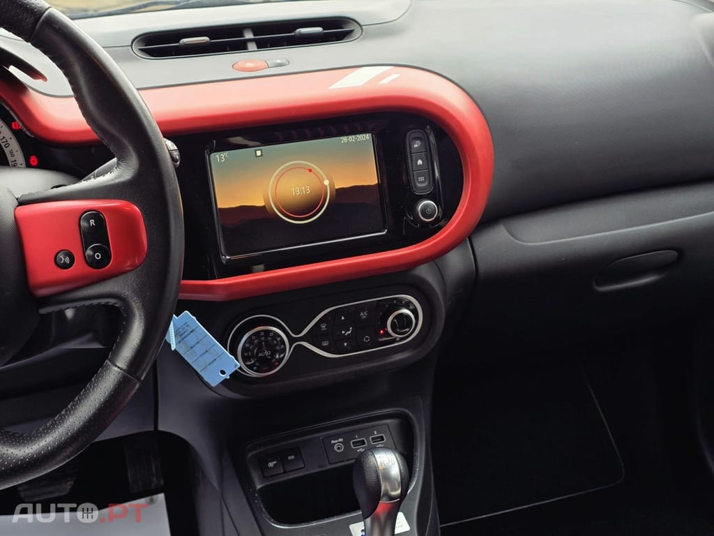 Renault Twingo 0.9 TCe Le Coq Sportif EDC