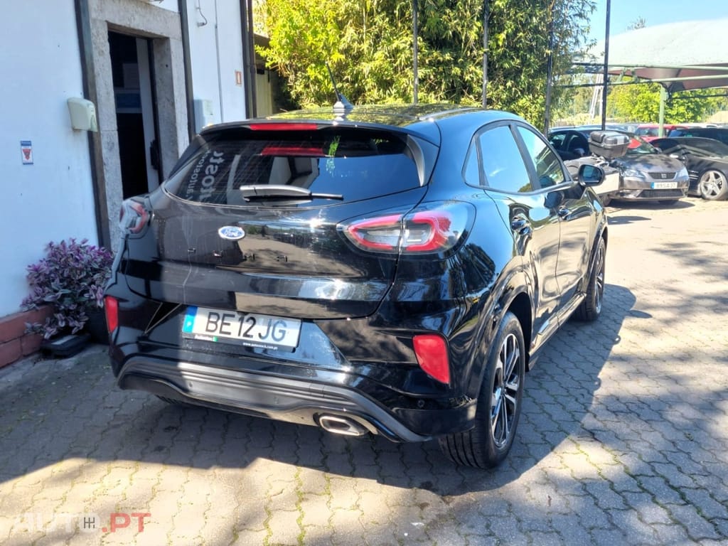 Ford Puma 1.0 EcoBoost MHEV ST-Line