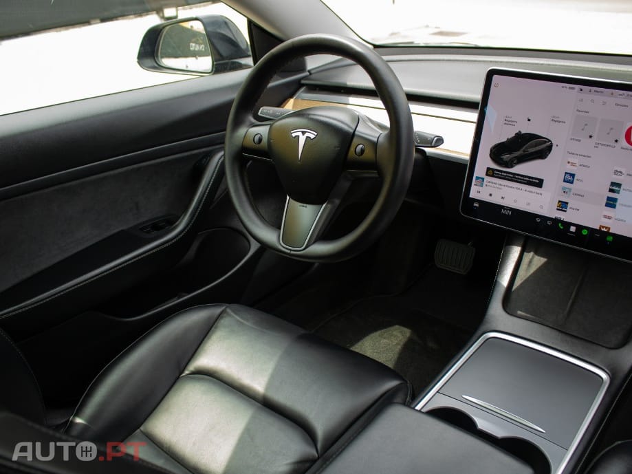 Tesla Model 3 Standard Range Plus RWD
