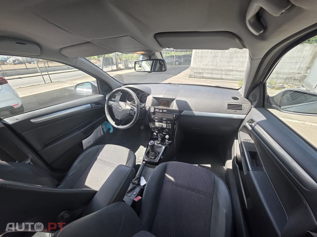 Opel Astra 1.7 CDTi Selection Business