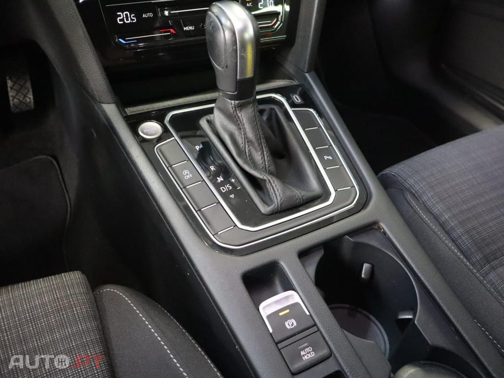 Volkswagen Passat 2.0 TDI  Business DSG Variant