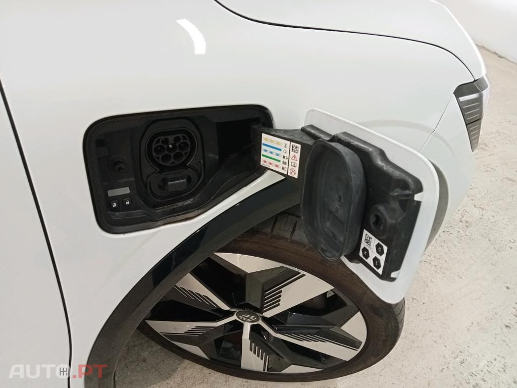 Renault Mégane E-Tech ND