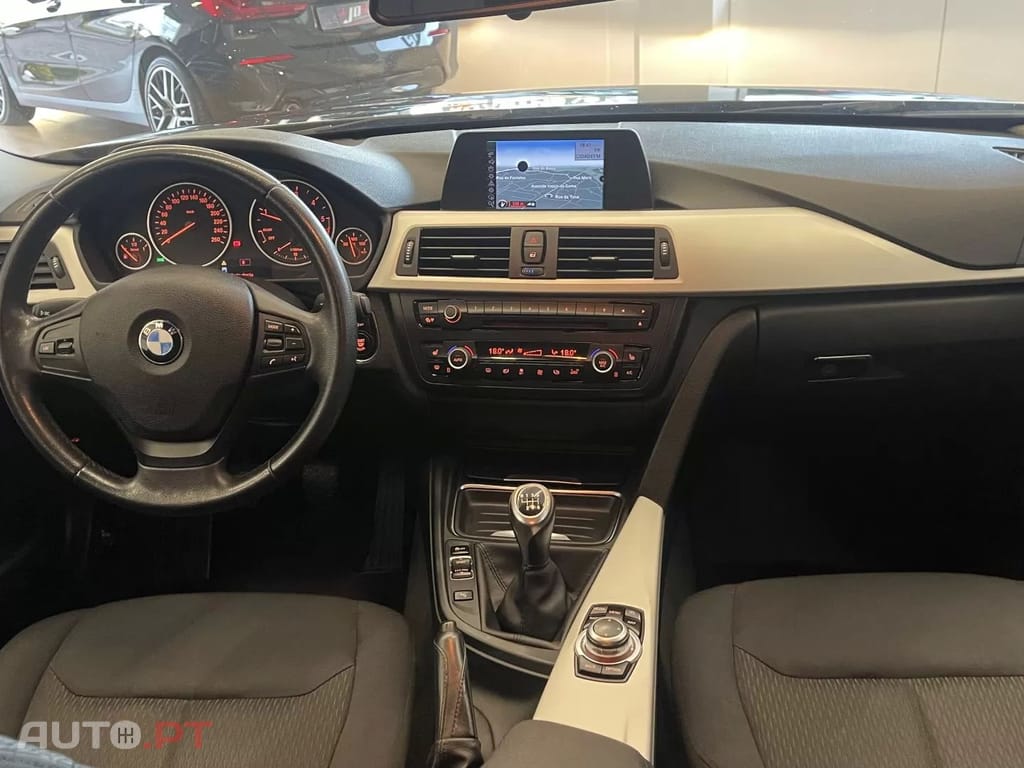 BMW 318 d Touring Line Modern
