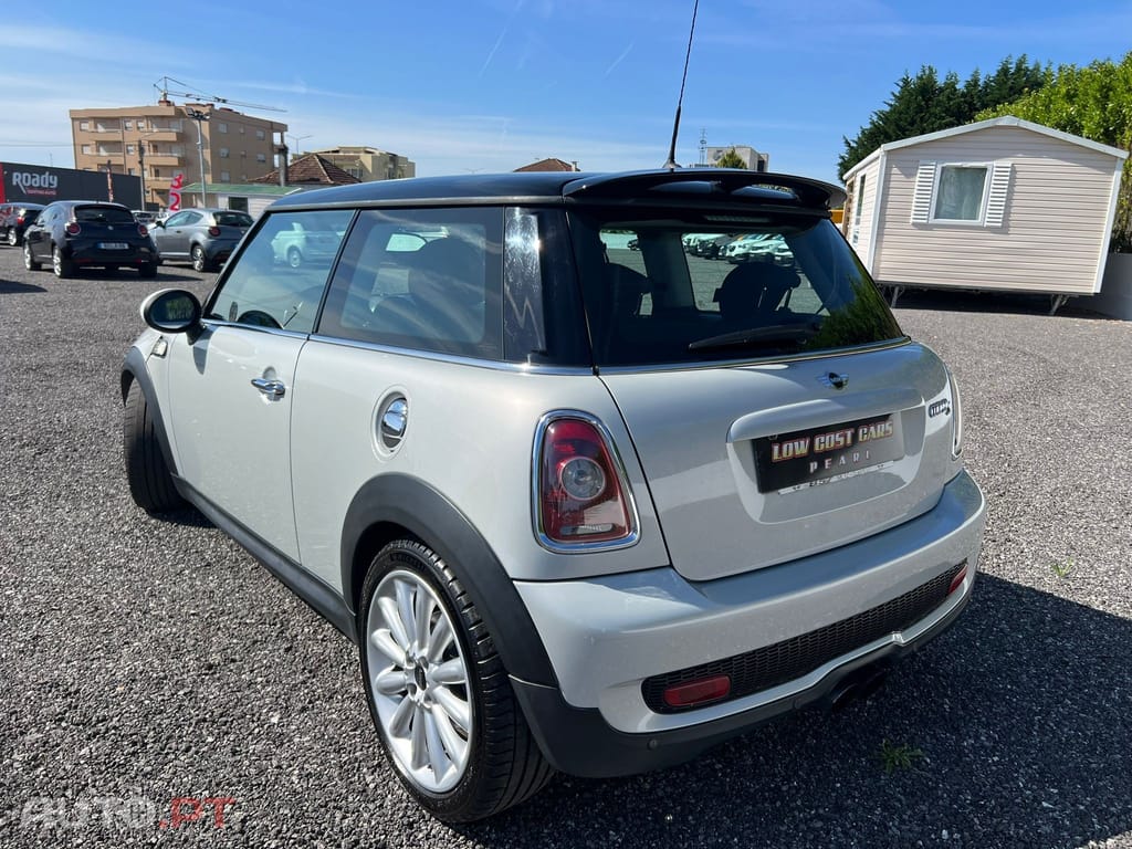 MINI Cooper S Camden Edition