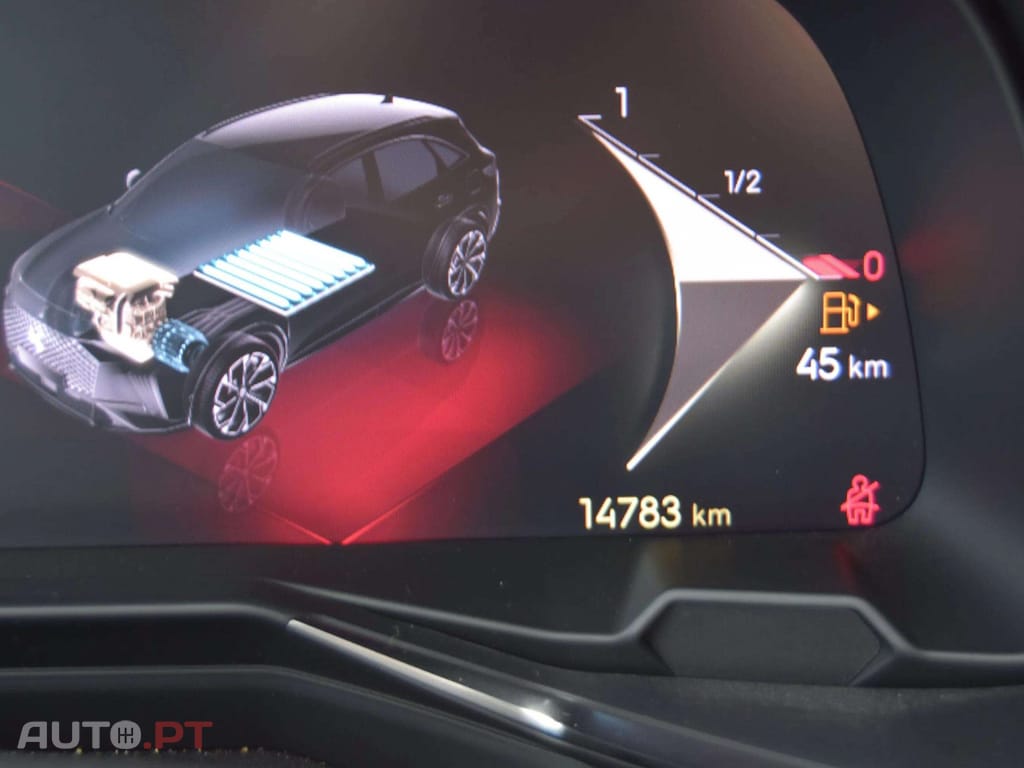 DS DS7 E-Tense Performance Line EAT8