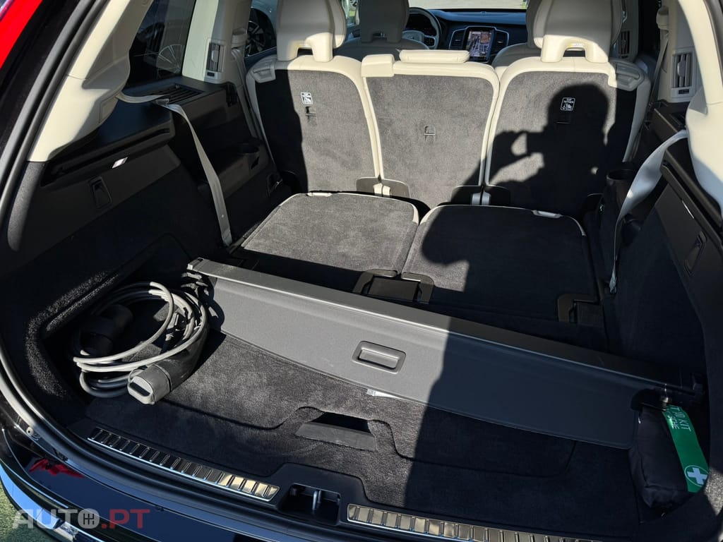 Volvo XC90 2.0 T8 PHEV Core AWD