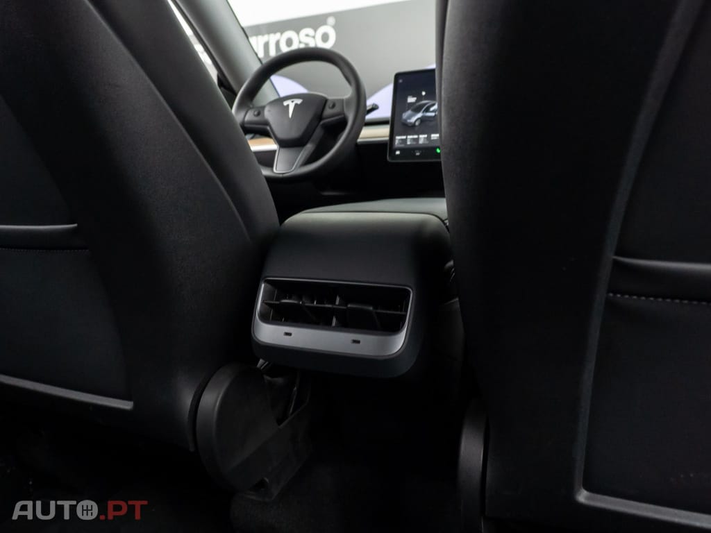 Tesla Model Y Tração Traseira