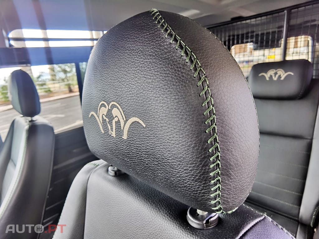 Land Rover Defender Blaser Edition "One of 60"