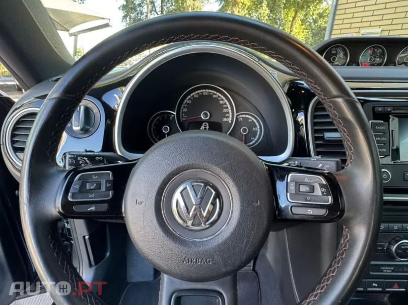 Volkswagen New Beetle Cabriolet 2.0 TSI Sport