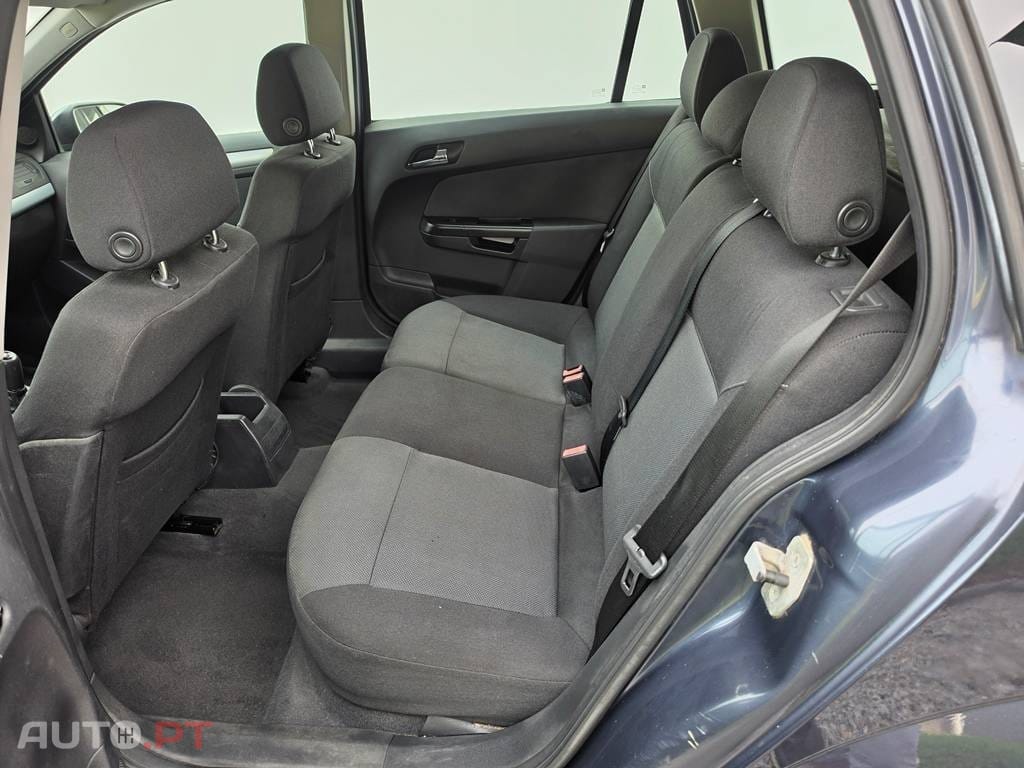 Opel Astra Caravan 1.3 CDTi Edition