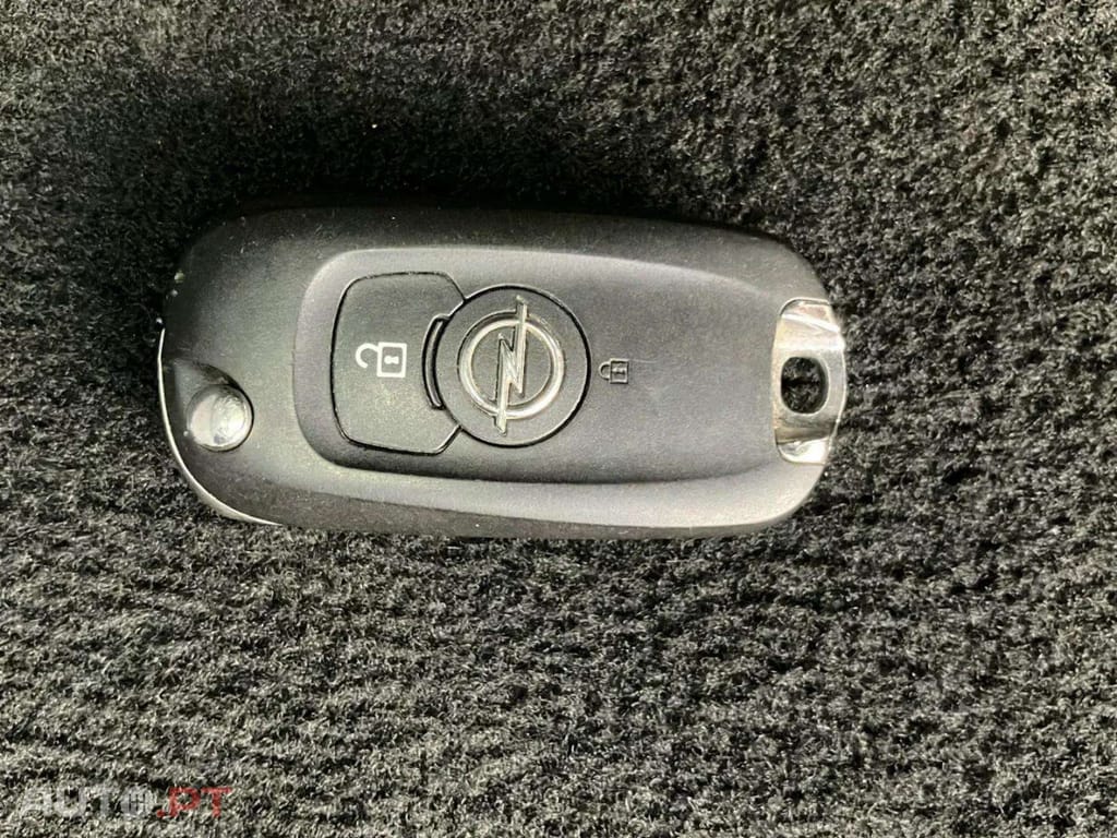 Opel Insignia 2.0 D GS Line