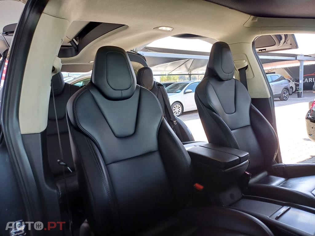 Tesla Model X 100 kWh Long Range AWD