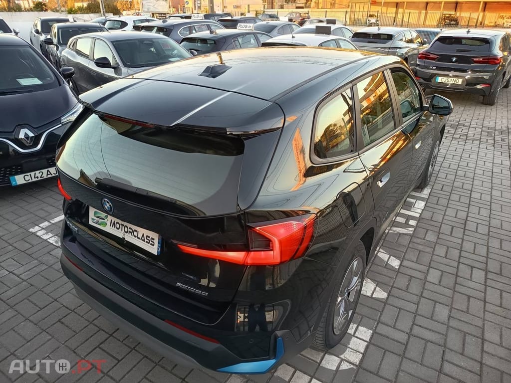 BMW iX1 xDrive30