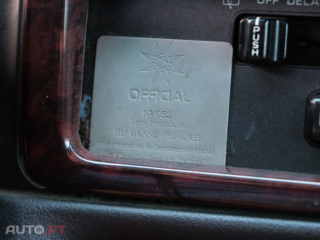 Jeep Grand Cherokee 2.5 TD Official