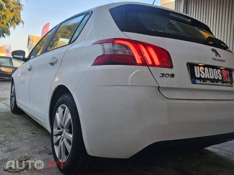 Peugeot 308 1.5 BlueHDi Style