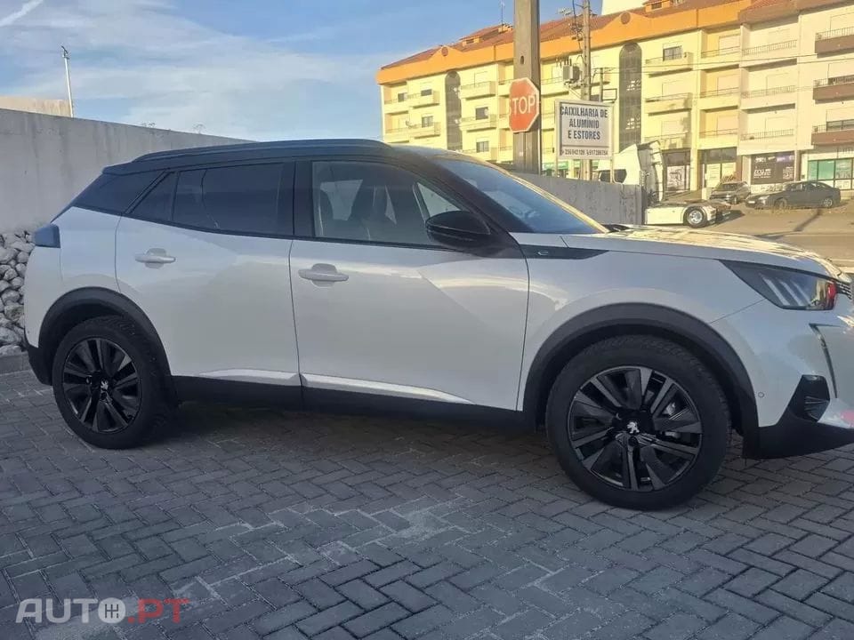 Peugeot E-2008 GT Pack