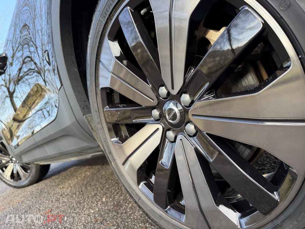 Volvo XC40 Recharge 69 kWh Single Motor Plus