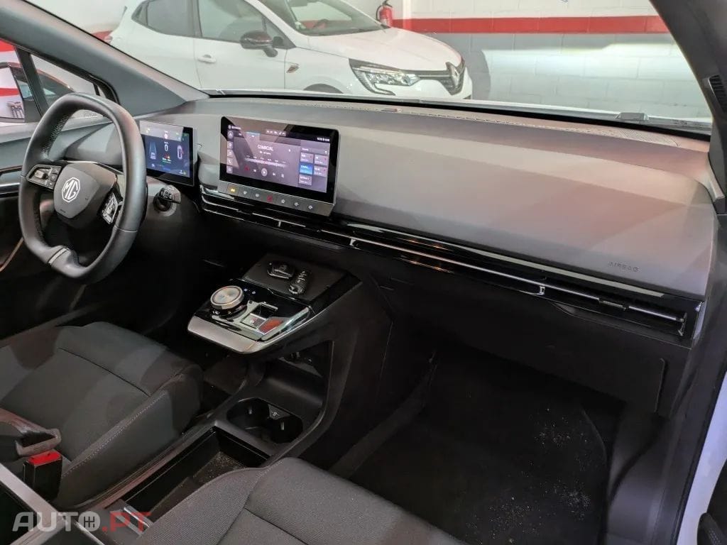 MG MG4 64 kWh Comfort