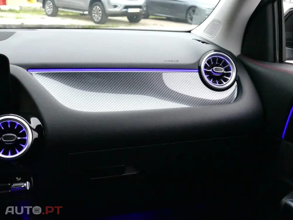 Mercedes-Benz GLA 180 d AMG Line