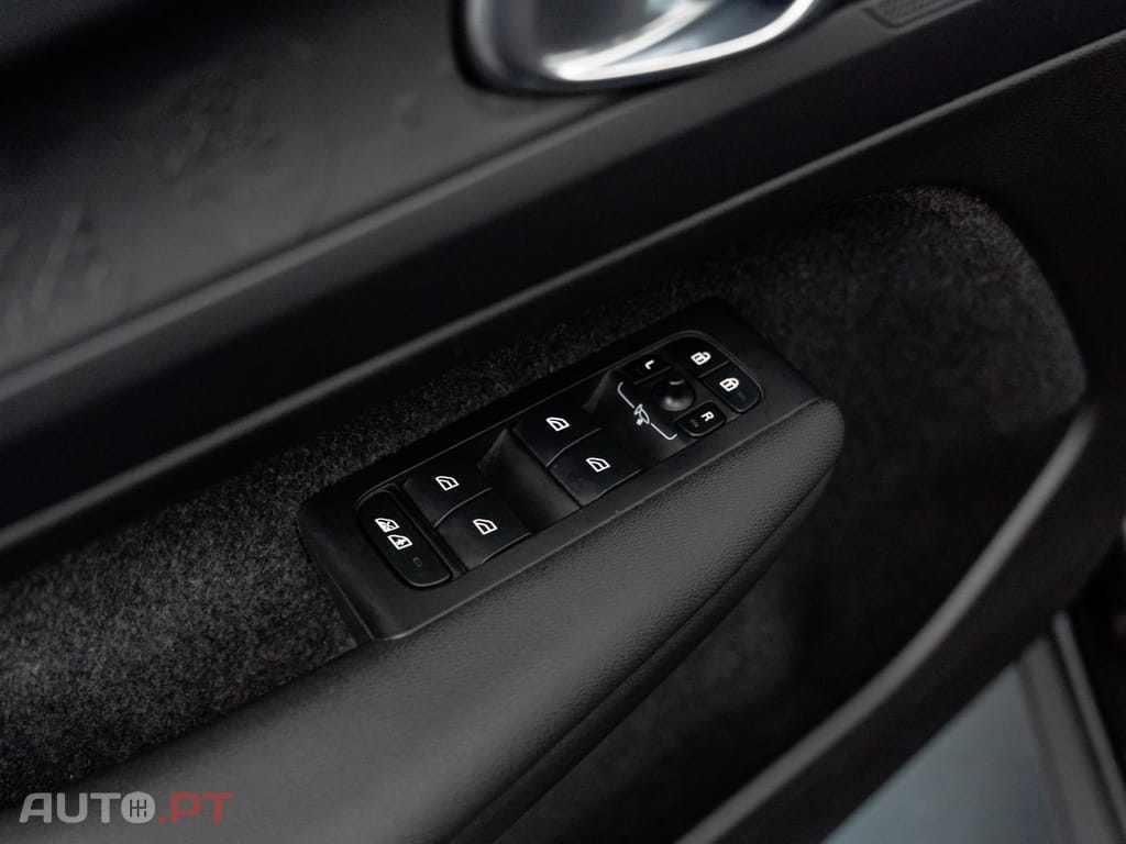 Volvo XC40 1.5 T2 Essential