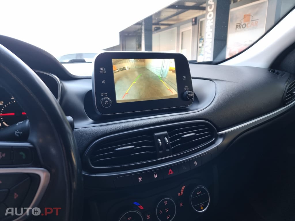 Fiat Tipo 1.3 M-Jet Lounge