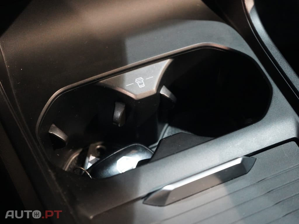 MG MG4 64 kWh Luxury