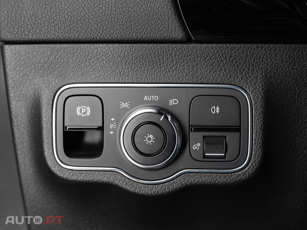 Mercedes-Benz GLA 250 e 8G-DCT AMG Line