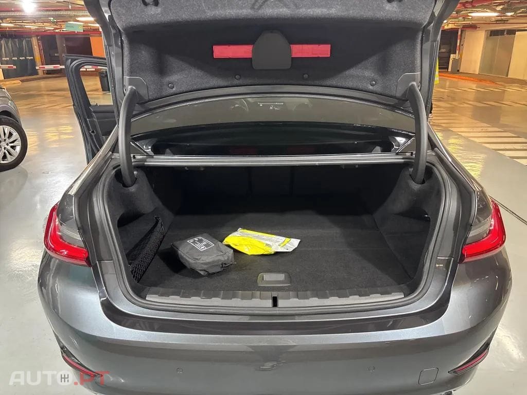 BMW 320 e Corporate Edition Auto