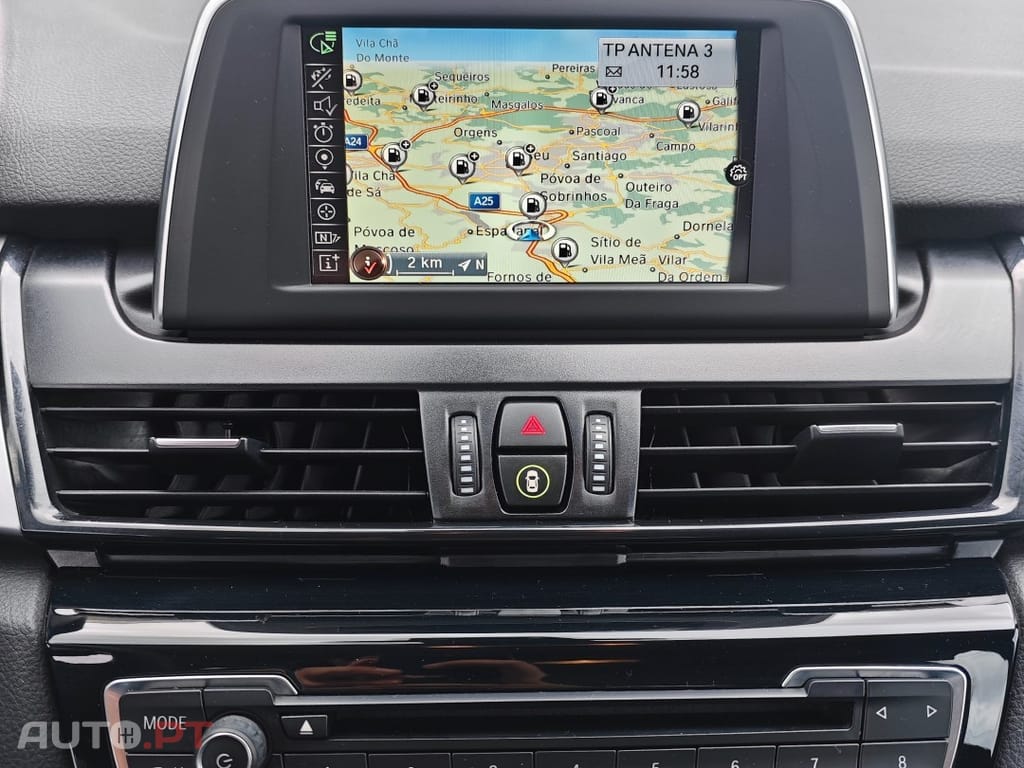 BMW 218 i Auto