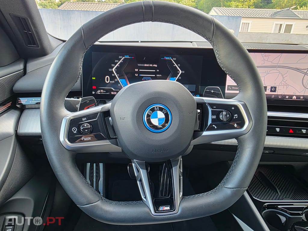BMW 530 e Pack Desportivo M Pro