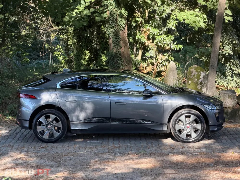 Jaguar I-Pace EV400 R-Dynamic HSE AWD