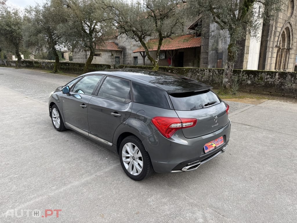 Citroen DS5 2.0 HDi Hybrid4 Sport Chic CMP6