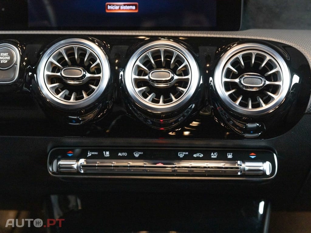 Mercedes-Benz CLA 250 e AMG Line