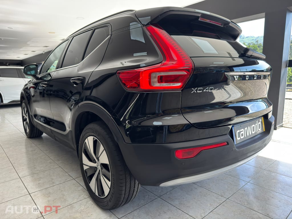 Volvo XC40 T5 PHEV Inscription Expression