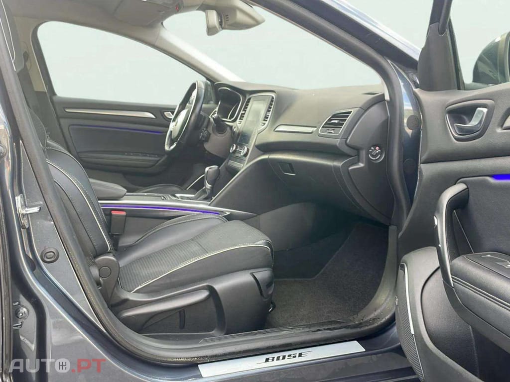 Renault Mégane Sport Tourer 1.5 Blue dCi Bose Edition EDC