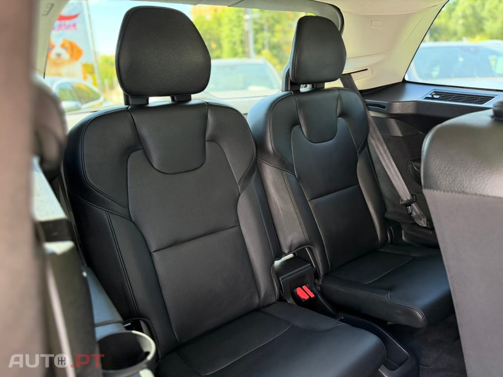 Volvo XC90 2.0 T8 PHEV Ultimate Dark AWD