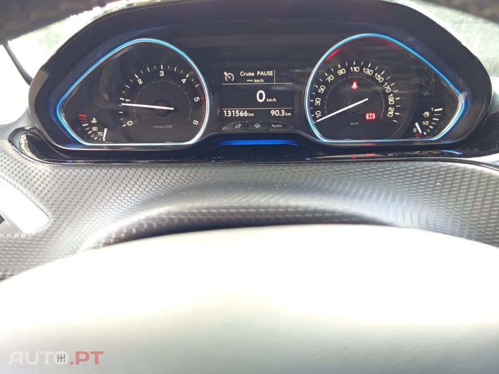 Peugeot 2008 SUV 1.4HDI