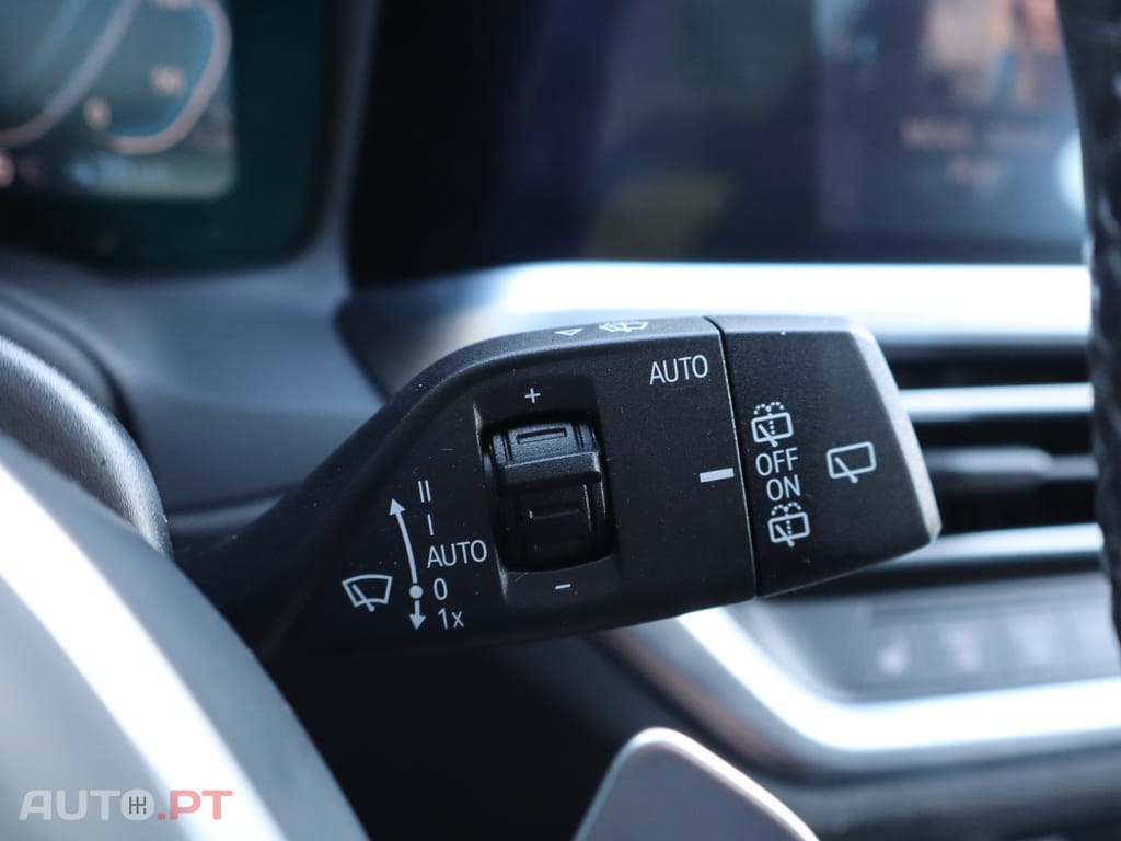 BMW 330 e Touring Pack M Auto.