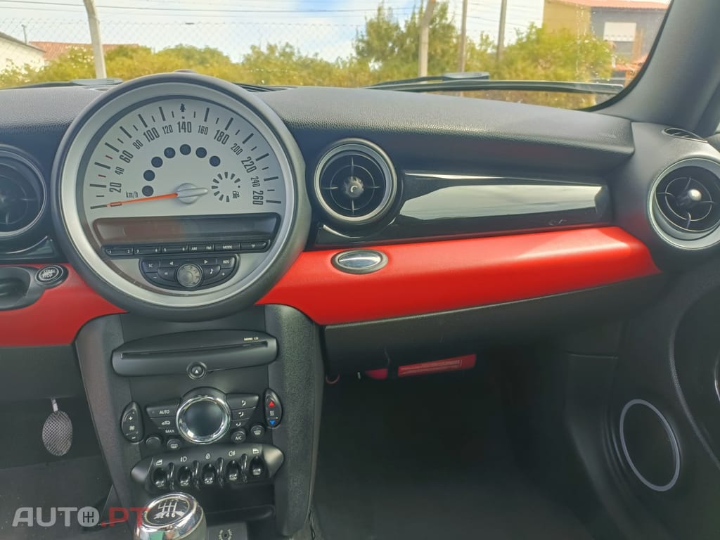 MINI Cooper One D