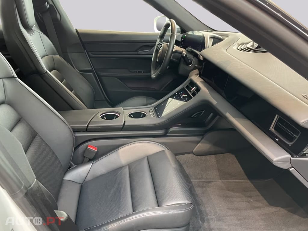 Porsche Taycan 4S I.V.A DEDUTIVEL 