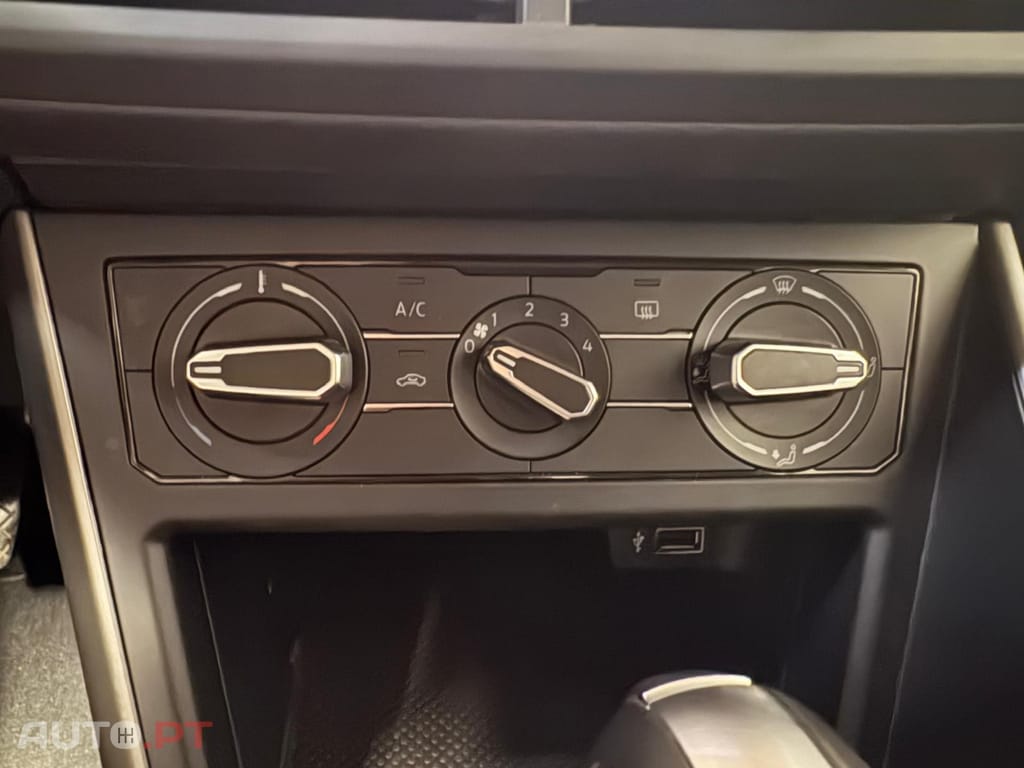 Volkswagen Polo 1.6 TDI Confortline DSG