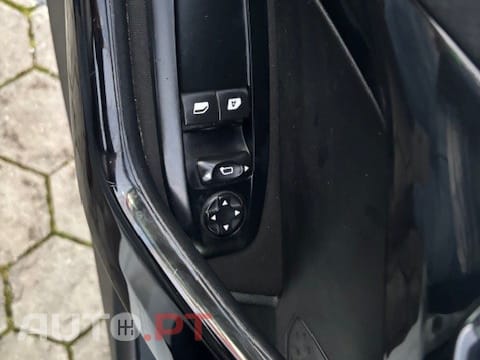 Peugeot 208 1.4 HDi SE Style