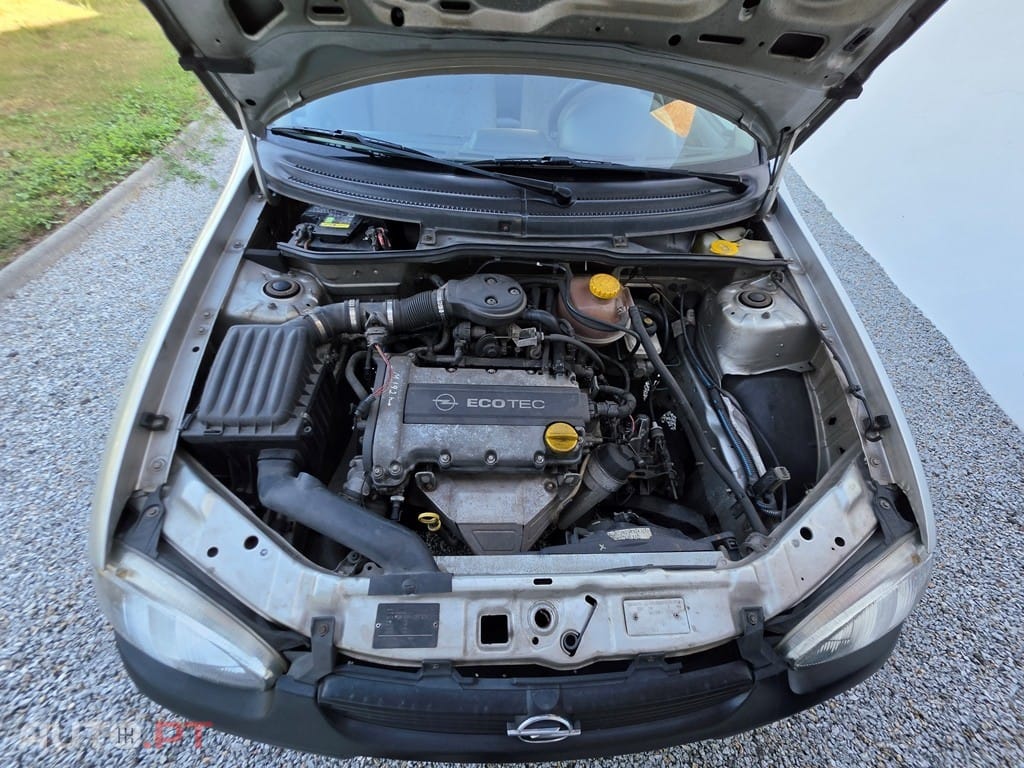Opel Corsa 1.2 16V