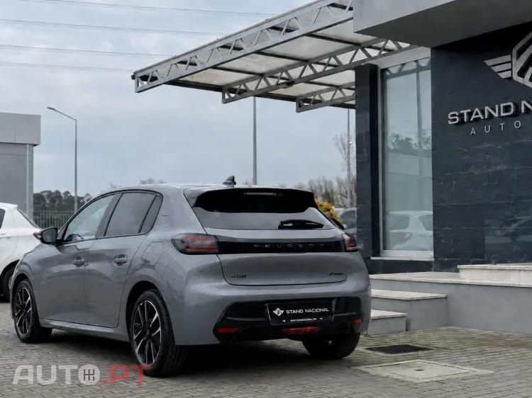Peugeot 208 1.2 Hybrid Allure e-DCS6