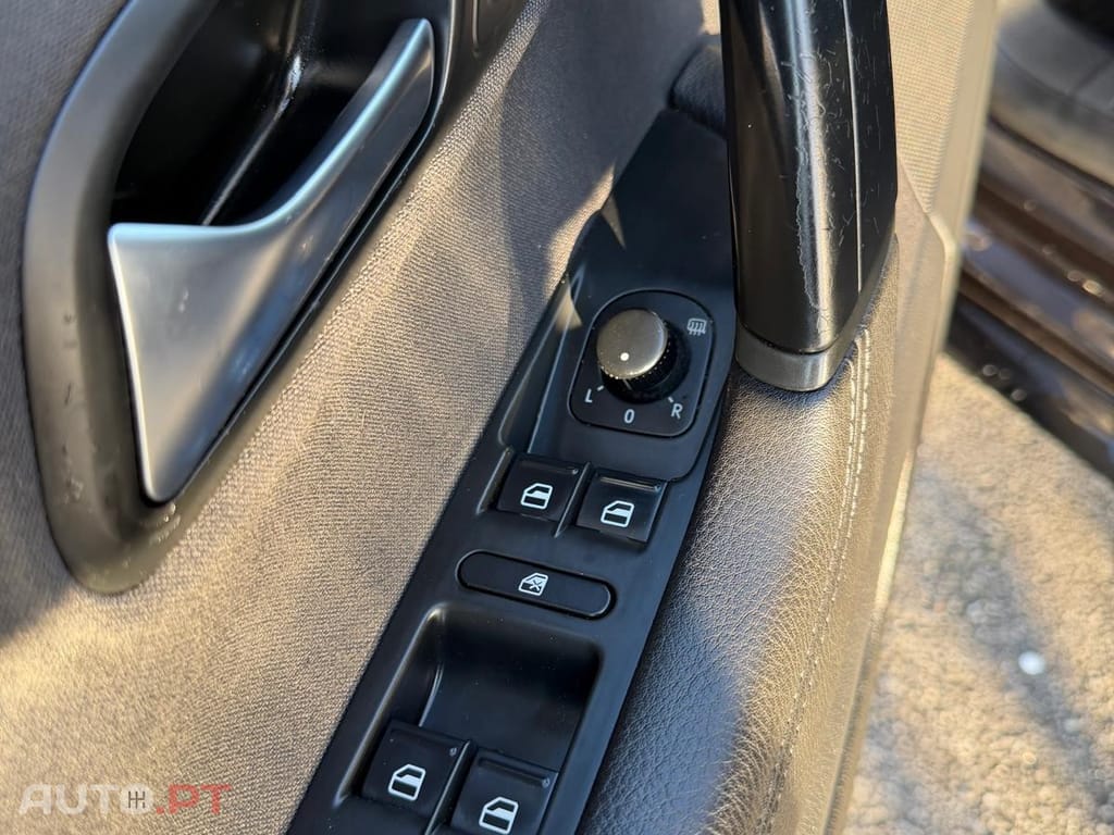 Volkswagen Passat CC 2.0 TDi