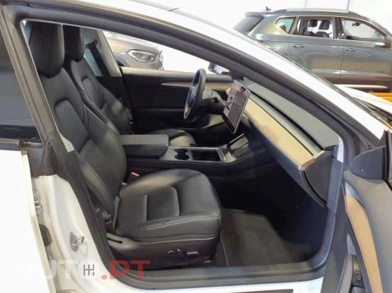 Tesla Model 3 Performance Tração Integral